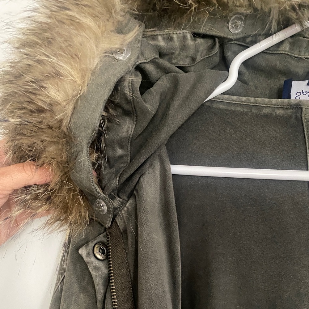 Splendid Dune Faux Fur Trim Cargo Anorak Jacket in Vintage Army size Small - Picture 8 of 11
